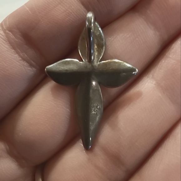 James Avery Retired Necklace Pendant Petal Cross - Picture 2 of 2